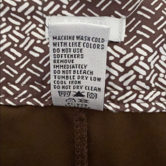 Izod Golf skirt - Picture 10 of 10